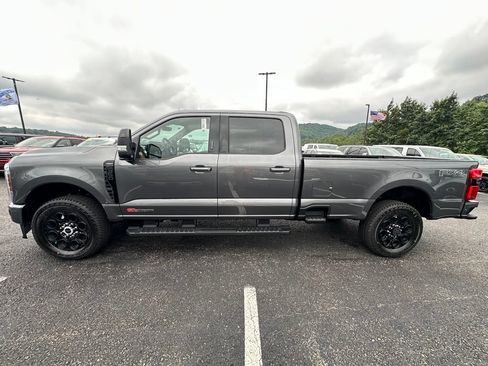 New 2026 Ford F350 Lariat w/ Black Appearance Package AWD/4WD image 2