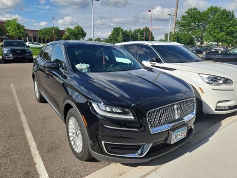 Used 2019 Lincoln Nautilus Premier AWD/4WD image 1