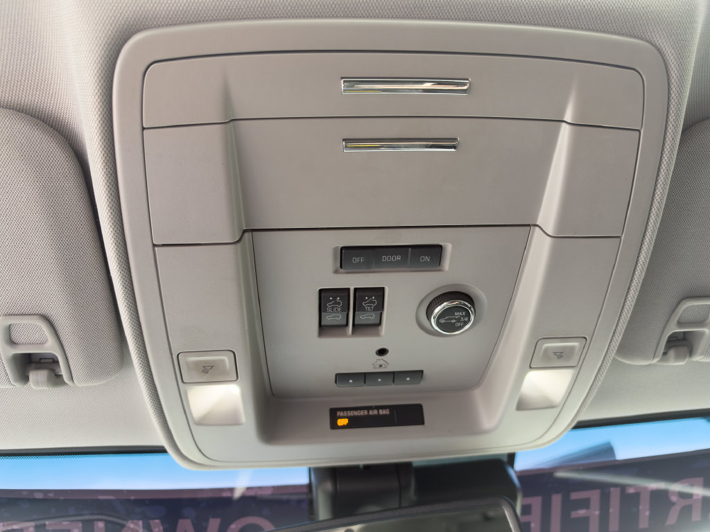 Used 2020 GMC Yukon XL SLT AWD/4WD image 31