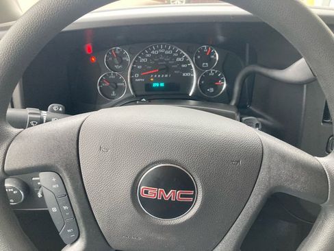 New 2026 GMC Savana 4500 w/ Driver Convenience Package image 18