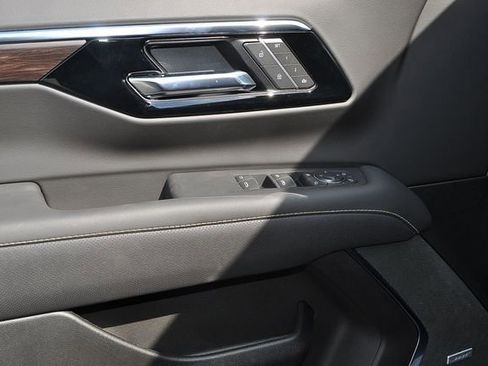 New 2026 Chevrolet Tahoe Premier w/ Sun And Tow Package image 10