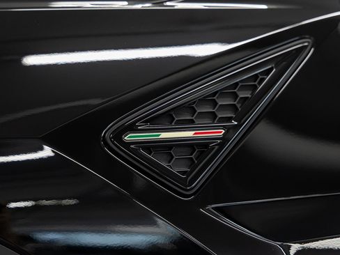 Used 2024 Lamborghini Urus S AWD/4WD image 14
