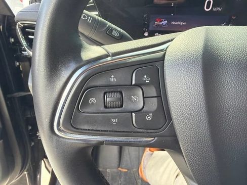 Used 2025 Buick Envista Sport Touring w/ Convenience I Package FWD image 6