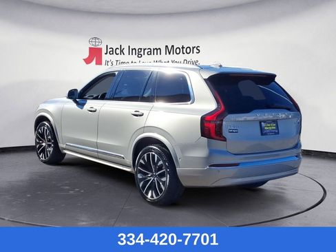 Certified 2025 Volvo XC90 B5 Plus image 3