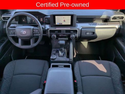 Used 2025 Toyota Tacoma SR5 AWD/4WD image 28