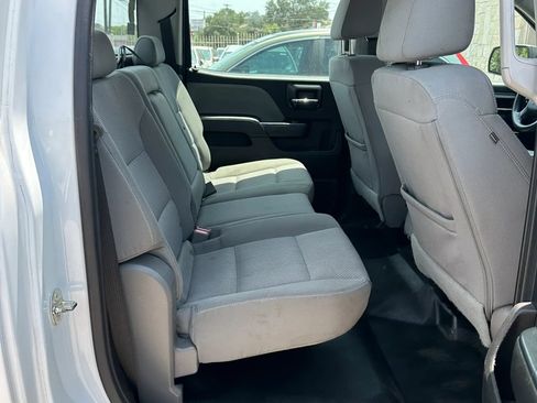 Used 2018 Chevrolet Silverado 2500 W/T AWD/4WD image 10
