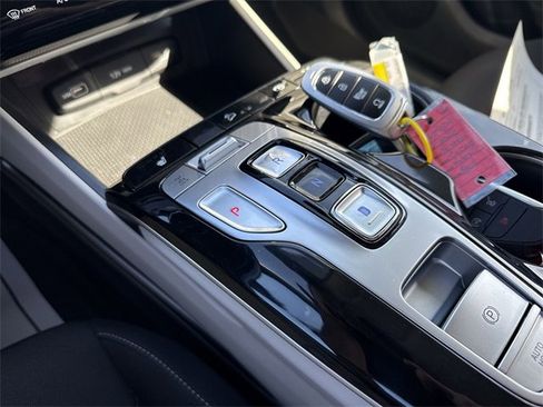 Used 2022 Hyundai Tucson Blue image 16