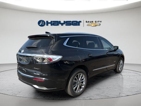 Used 2024 Buick Enclave Avenir AWD/4WD image 7