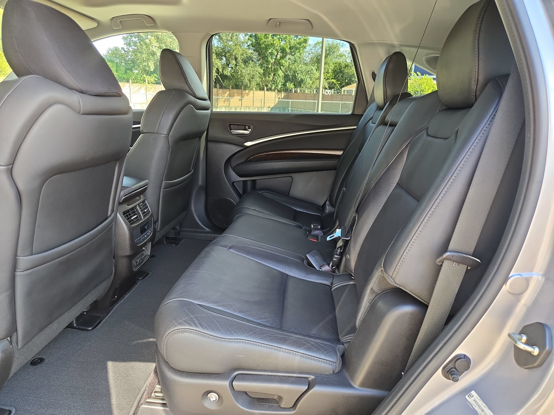 Used 2017 Acura MDX w/ Technology Package FWD image 13