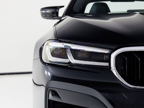 Used 2023 BMW M5 w/ Executive Package image 58