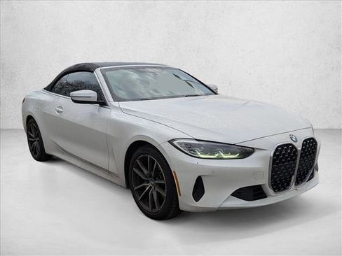 Used 2024 BMW 430i xDrive Convertible w/ Premium Package image 3