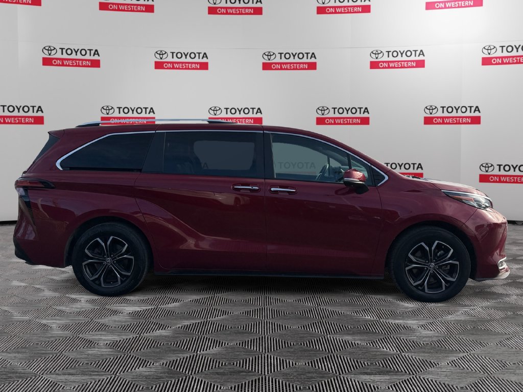 Certified 2025 Toyota Sienna Platinum AWD/4WD image 4