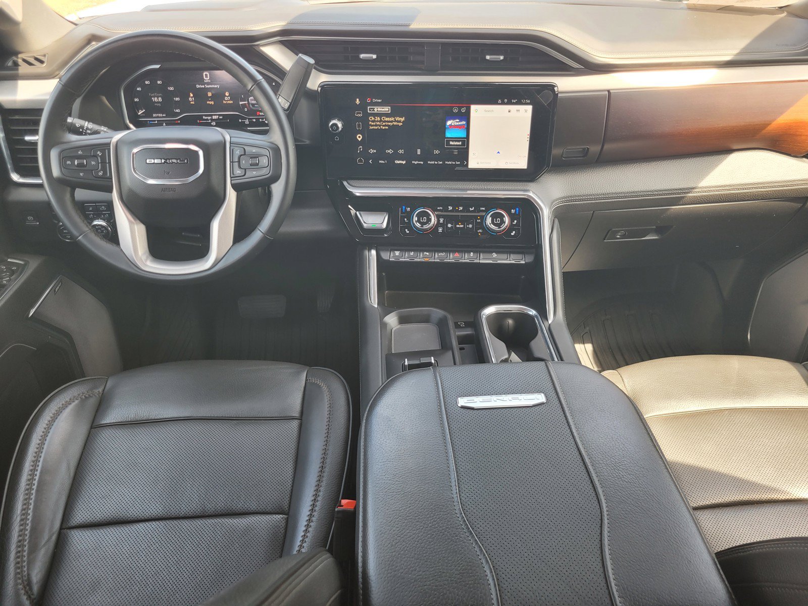 Used 2024 GMC Sierra 3500 Denali AWD/4WD image 13