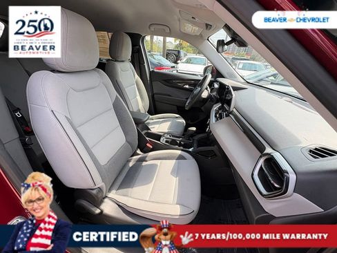 Used 2025 Chevrolet TrailBlazer LT FWD image 27