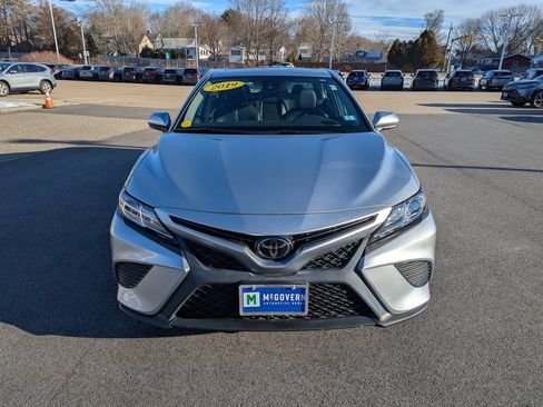 Used 2019 Toyota Camry SE image 9