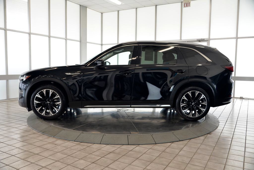 Certified 2024 MAZDA CX-90 Plug-In Hybrid w/ Premium Pkg AWD/4WD image 5