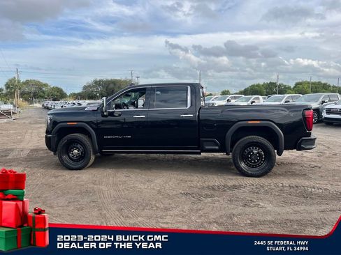 New 2026 GMC Sierra 2500 Denali w/ Denali Reserve Package image 16
