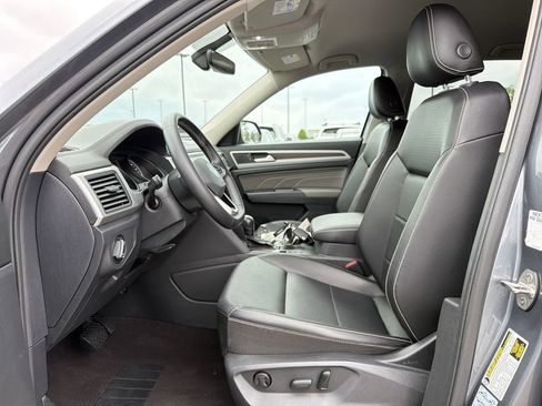 Used 2021 Volkswagen Atlas SE FWD image 11