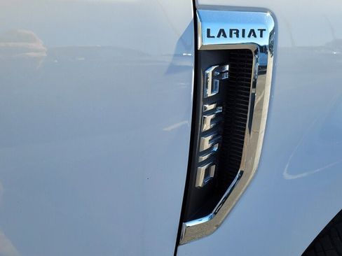 Used 2020 Ford F250 Lariat w/ Lariat Value Package image 15
