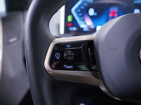 Used 2026 BMW iX xDrive45 image 18