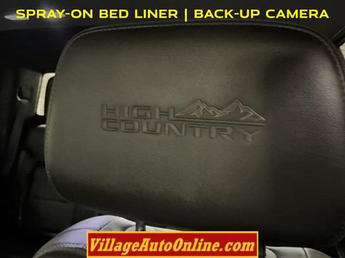 Used 2019 Chevrolet Silverado 1500 High Country w/ Technology Package AWD/4WD image 16
