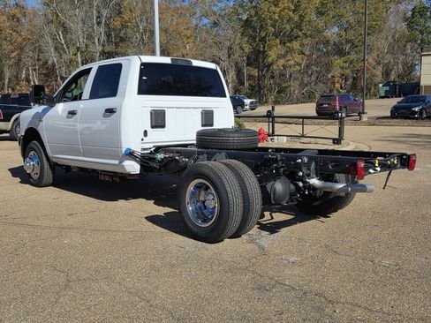 New 2026 RAM 3500 Tradesman w/ Chrome Appearance Group A image 4