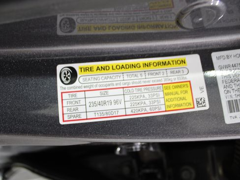 Used 2018 Honda Accord Touring image 35