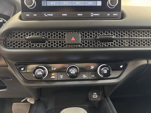 Used 2025 Honda HR-V Sport image 32