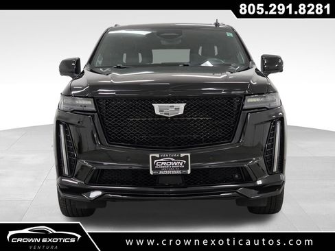 Used 2024 Cadillac Escalade V w/ LPO, ONYX Package AWD/4WD image 2