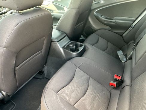 Used 2019 Chevrolet Volt LT image 12