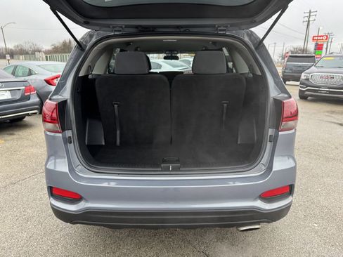 Used 2020 Kia Sorento LX image 12