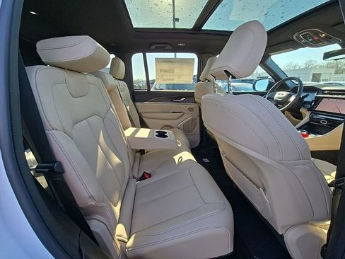 New 2026 Jeep Grand Cherokee Limited AWD/4WD image 53
