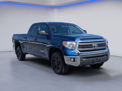 Used 2014 Toyota Tundra SR5 AWD/4WD image 5