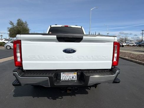 Used 2023 Ford F250 XL w/ XL Chrome Package image 5