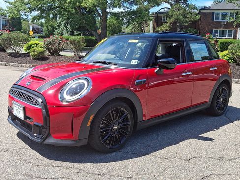 Used 2023 MINI Cooper S FWD image 3
