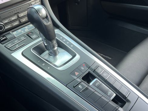 Used 2017 Porsche 718 Boxster S image 24