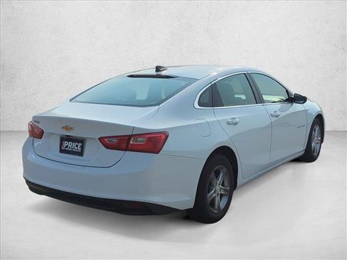 Used 2023 Chevrolet Malibu LS FWD image 5