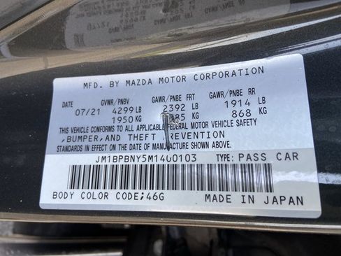 Used 2021 MAZDA MAZDA3 Hatchback w/Premium Plus Pkg image 33