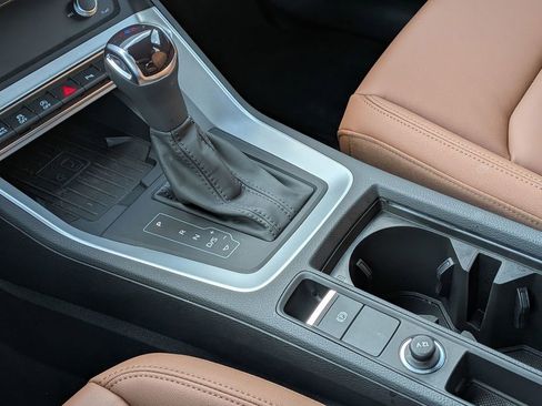 Used 2025 Audi Q3 2.0T Premium w/ Convenience Package image 21