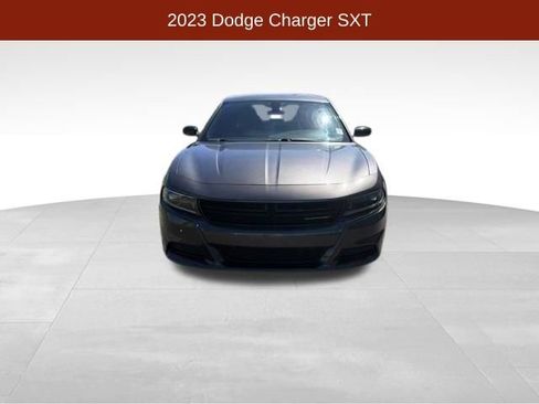 Used 2023 Dodge Charger SXT RWD image 2