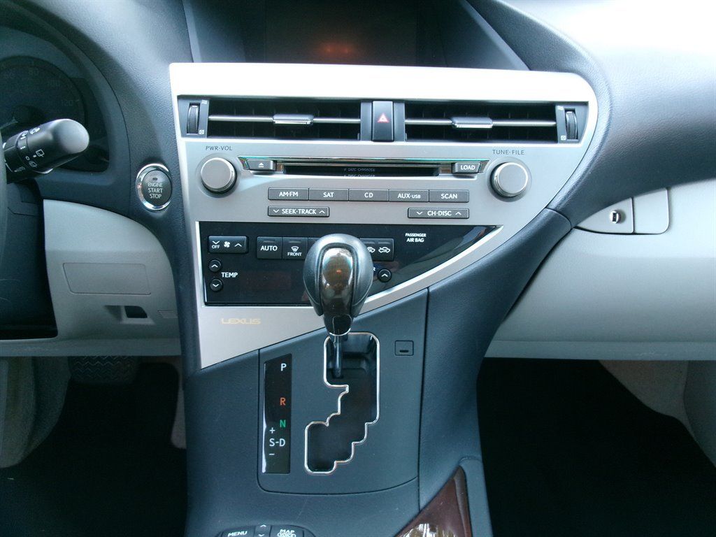 Used 2010 Lexus RX 350 AWD image 18