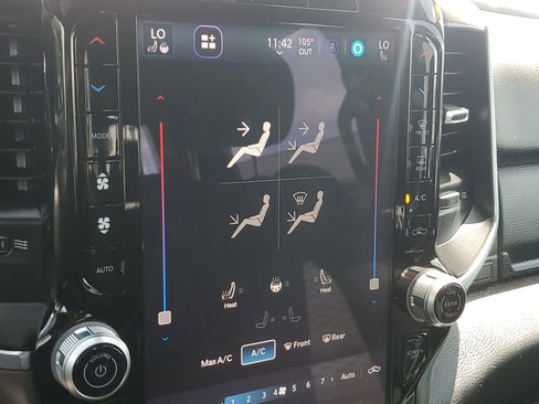 Used 2025 RAM 1500 Big Horn AWD/4WD image 27