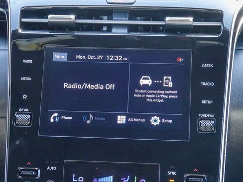 Used 2024 Hyundai Santa Cruz SEL image 13