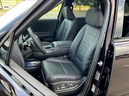 New 2026 Hyundai Palisade Calligraphy image 9