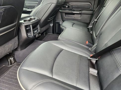 Used 2024 RAM 3500 Limited w/ Night Edition AWD/4WD image 9