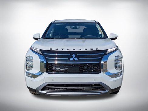 New 2026 Mitsubishi Outlander SE image 9