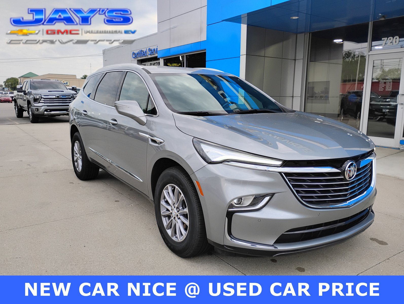 Used 2023 Buick Enclave Essence AWD/4WD image 1