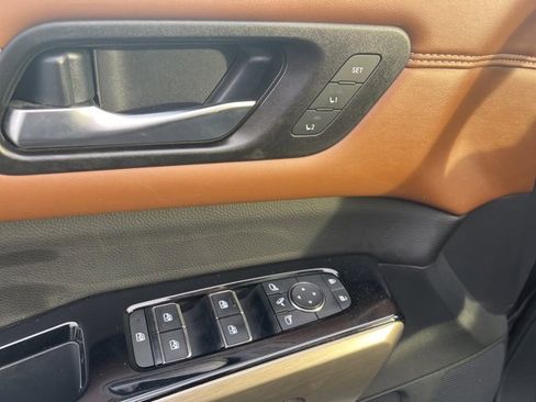 Certified 2023 Nissan Pathfinder Platinum w/ Lighting Package (N93) image 17