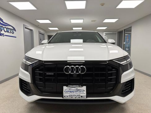 Used 2021 Audi Q8 Premium image 6