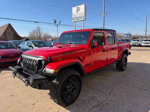 Used 2023 Jeep Gladiator Sport image 3